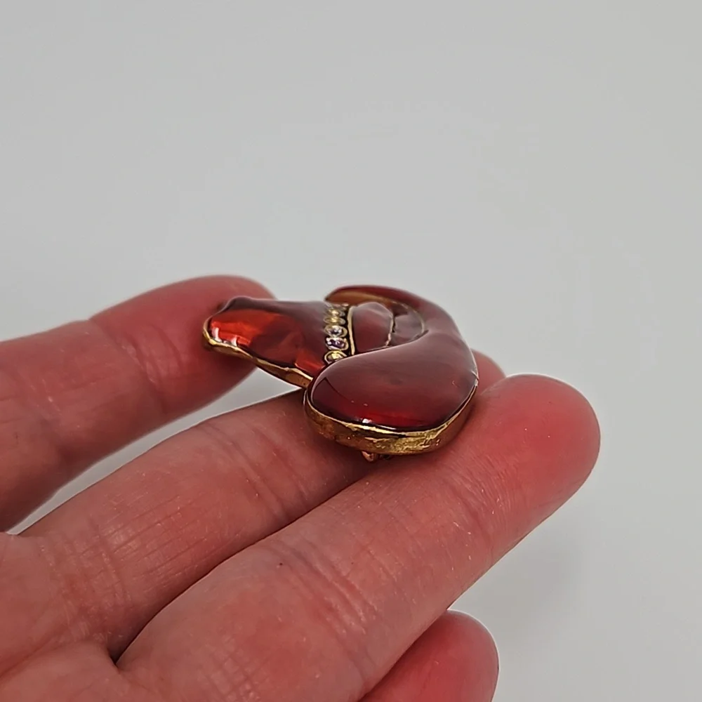 Cowboy Hat Brooch Pin Red Enamel Gold Tone